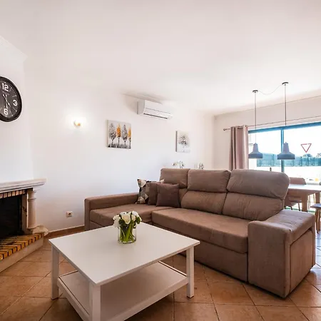 Prázdninový dům Gil *